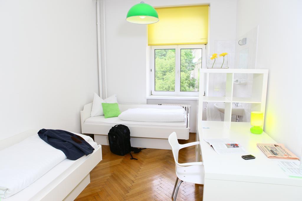 Hostel & Guesthouse Kaiser 23 เวียนนา ห้อง รูปภาพ