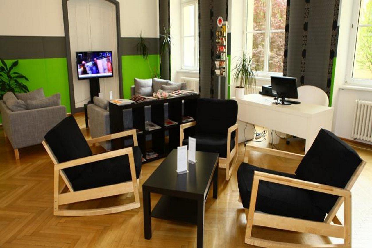 Hostel & Guesthouse Kaiser 23 เวียนนา ภายนอก รูปภาพ
